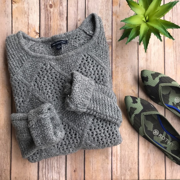 American Eagle Outfitters Sweaters - American Eagle Gray Chunky Sweater Medium